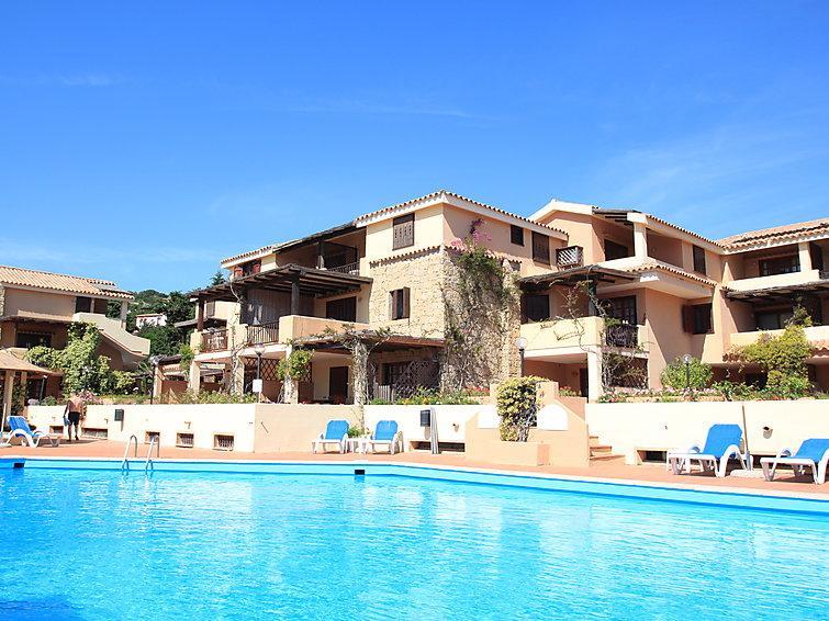 Residence Bougainvillae Liscia di Vacca Exteriör bild