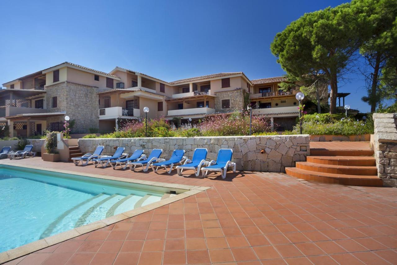 Residence Bougainvillae Liscia di Vacca Exteriör bild