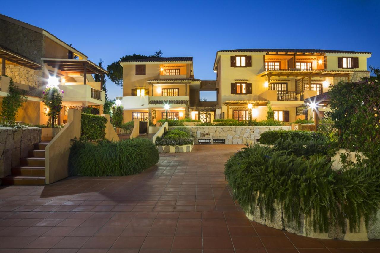 Residence Bougainvillae Liscia di Vacca Exteriör bild